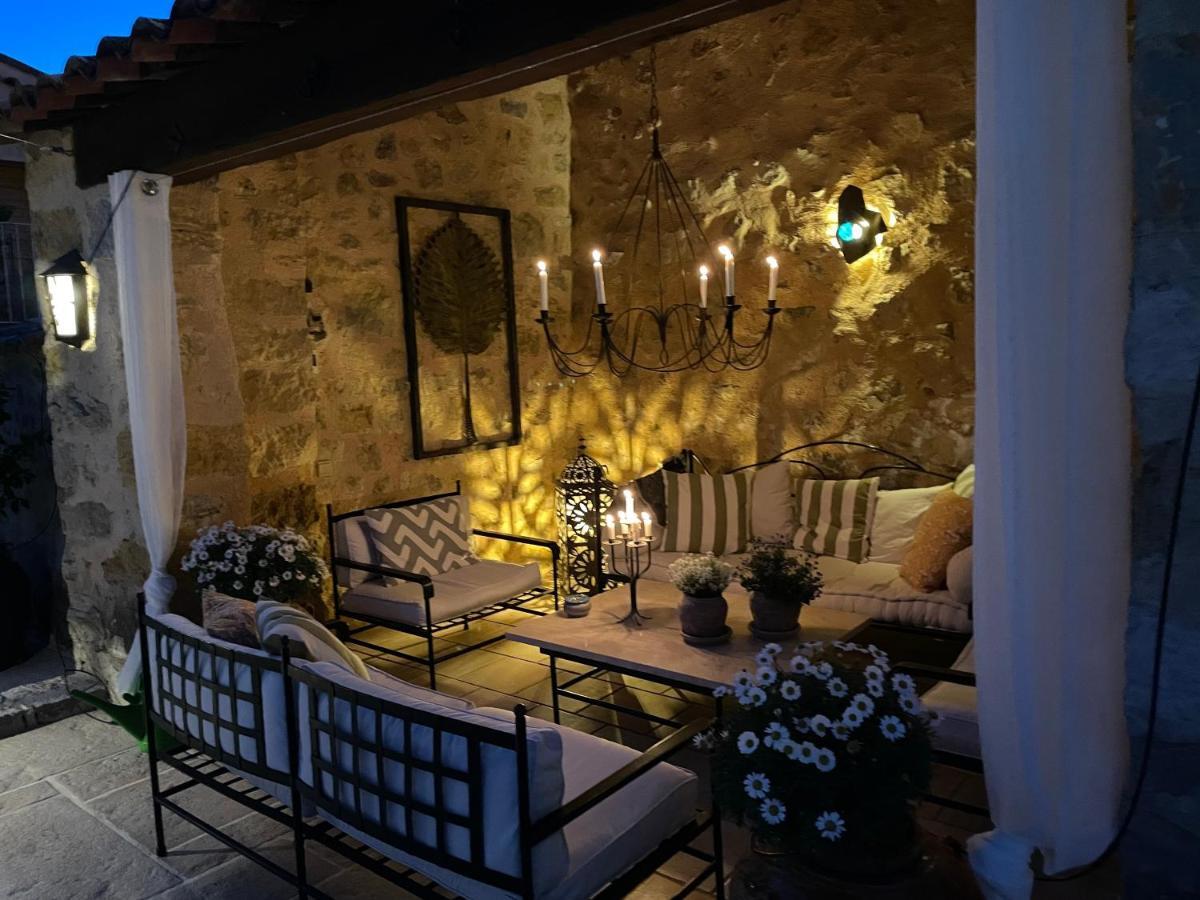 La Maison De Platane B&B Fayence Bagian luar foto